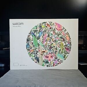 Wacom Intuos pro (size M)